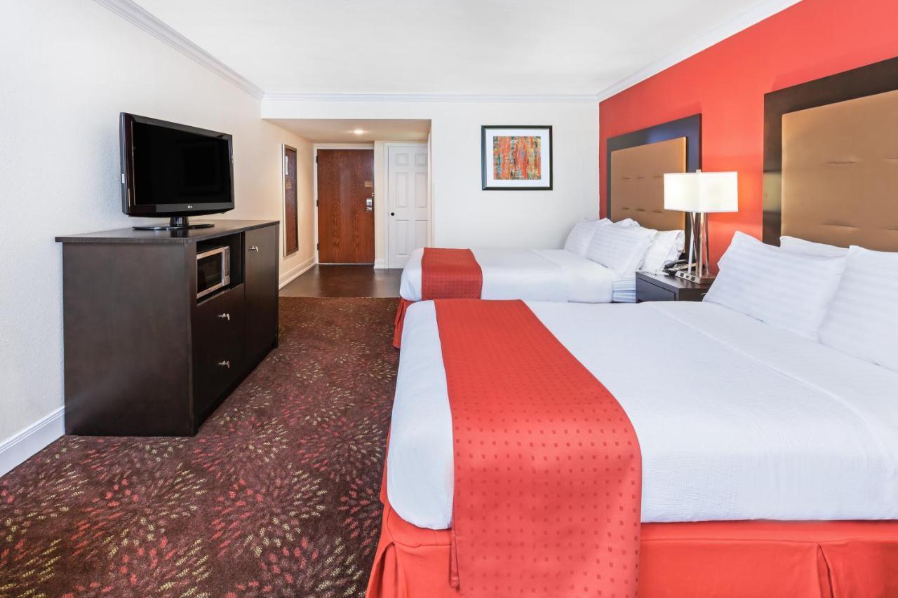 Holiday Inn Tyler - Conference Center By Ihg Екстер'єр фото